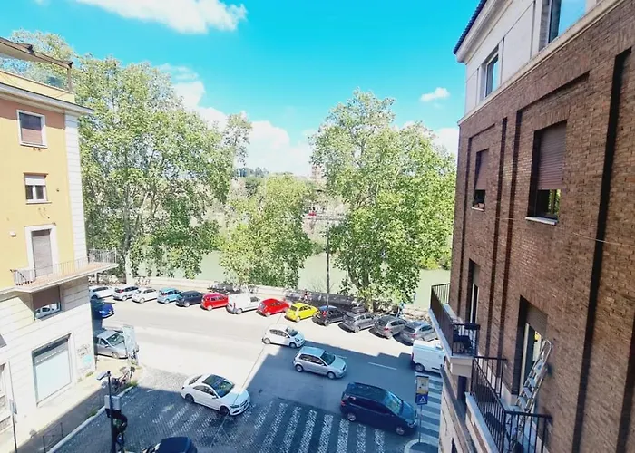 Trastevere Rome's Heart Charming & Cozy 3 * Рим