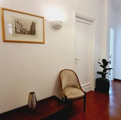 Trastevere Rome's Heart Charming & Cozy 3 Апартаменты *