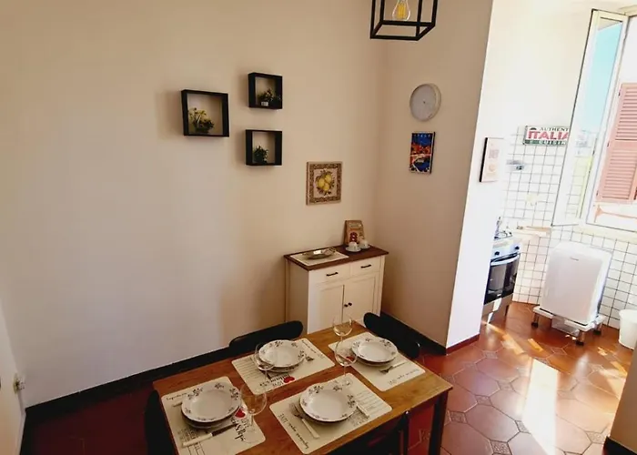 Trastevere Rome's Heart Charming & Cozy 3
