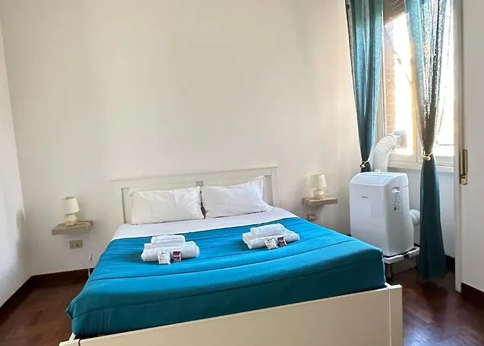Апартаменты Trastevere Rome's Heart Charming & Cozy 3 *