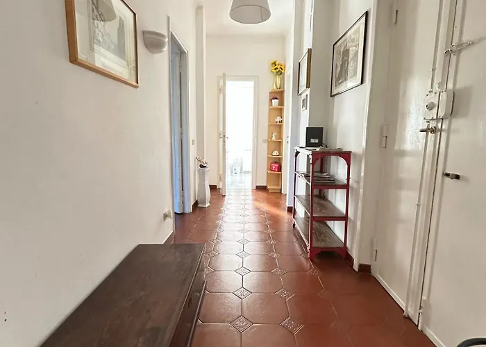 Trastevere Rome's Heart Charming & Cozy 3 Рим
