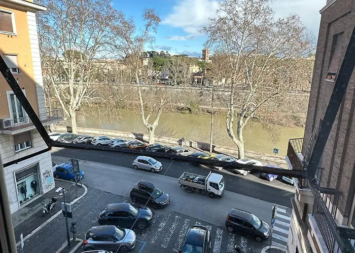 Trastevere Rome's Heart Charming & Cozy 3 * Рим
